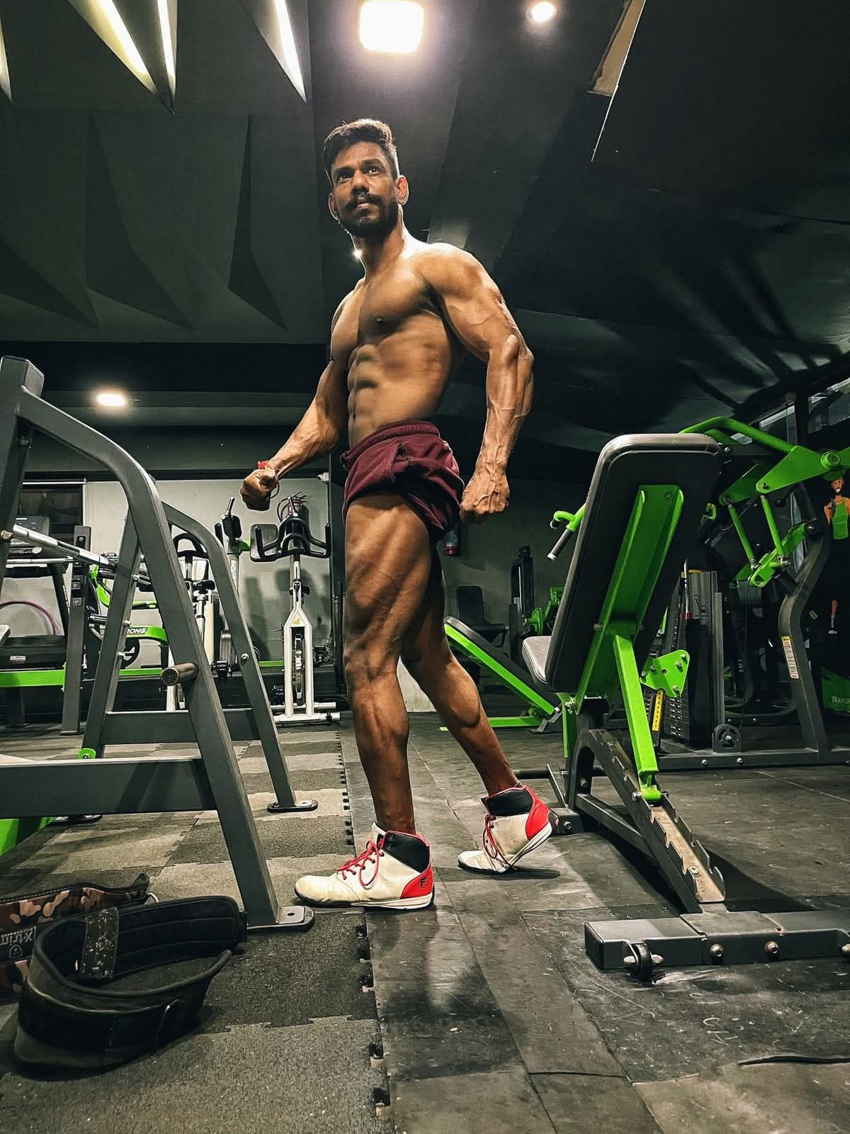 Mehul Rathod  Physique