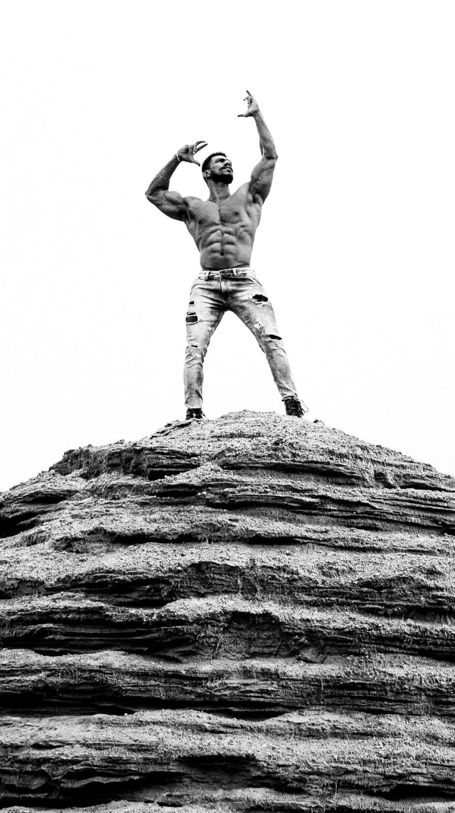 Mehul Rathod  Physique